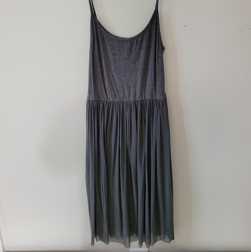 Xhilaration, Gray, Cotton top and tulle-like skirt (attached), size small